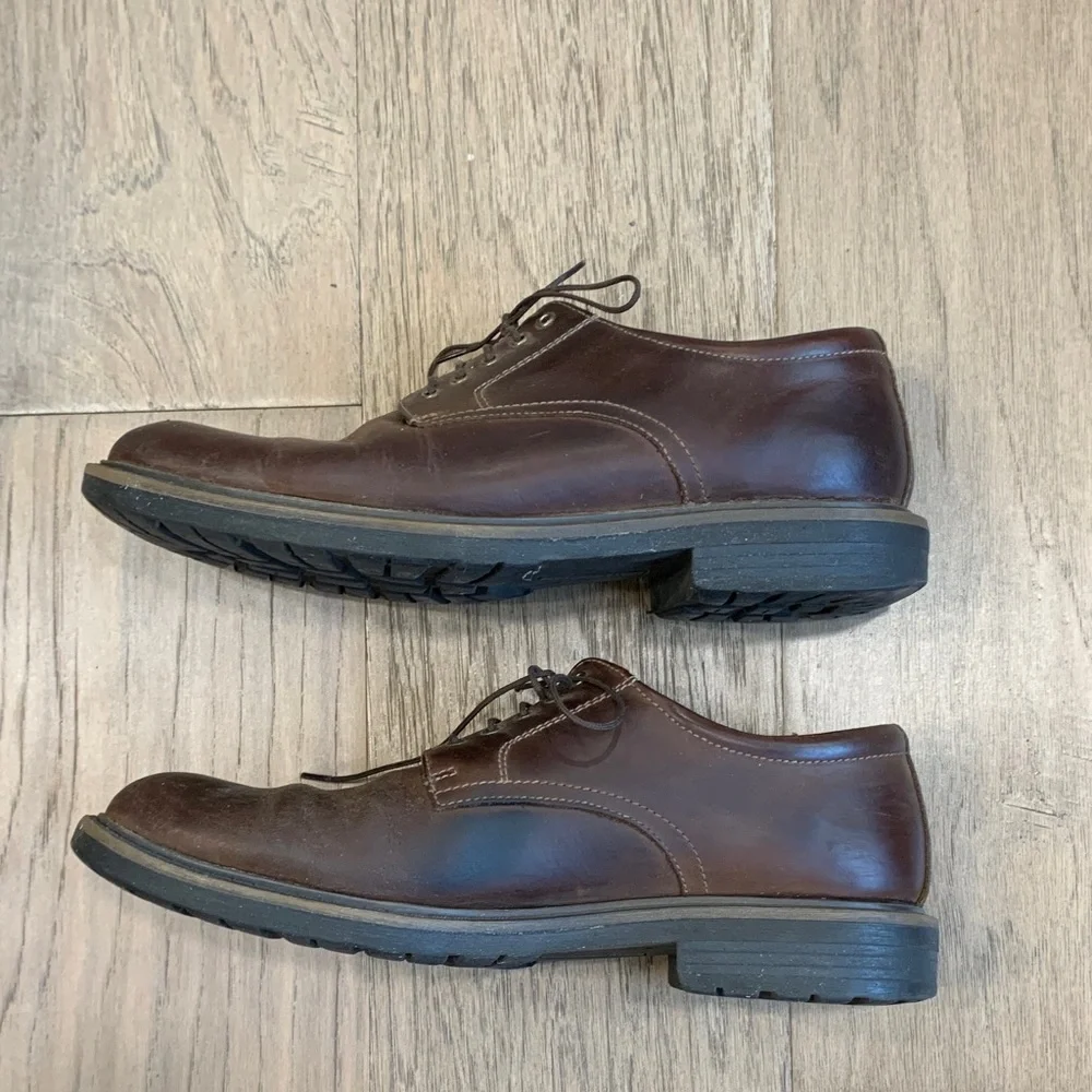 G.H. Bass & Co. Brown Leather Derby Shoes Size 9 - Picture 3 of 8